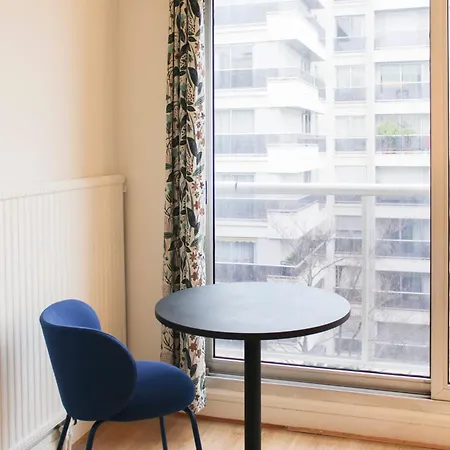 Renovated & Quiet With Elevator - 5th פריז