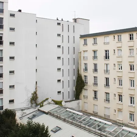 Renovated & Quiet With Elevator - 5th *